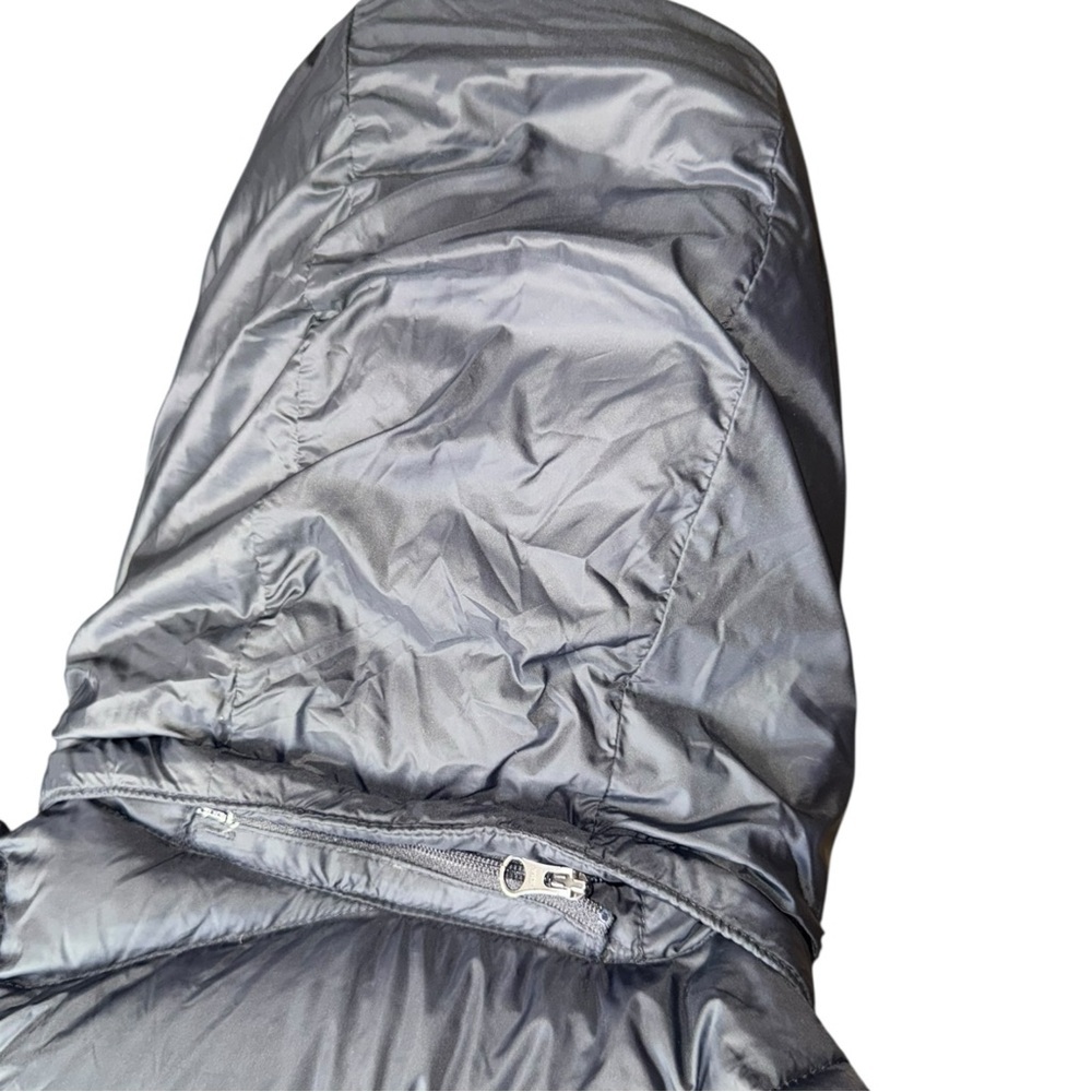 See Clip 🤩 The North Face 700 Down Fill Black  Long Winter Puffer Jacket XS - Picture 14 of 17